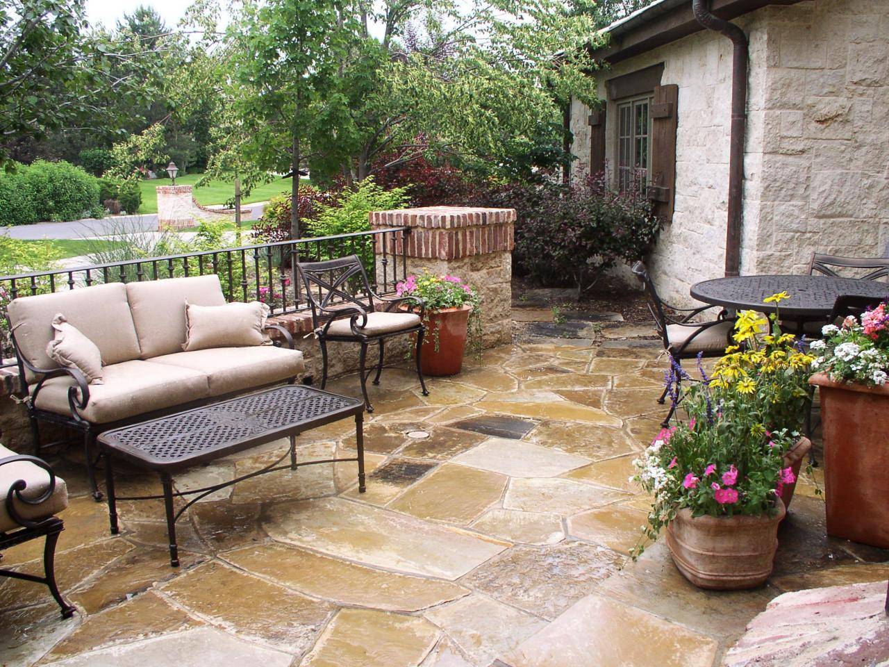Courtyard Patio Ideas