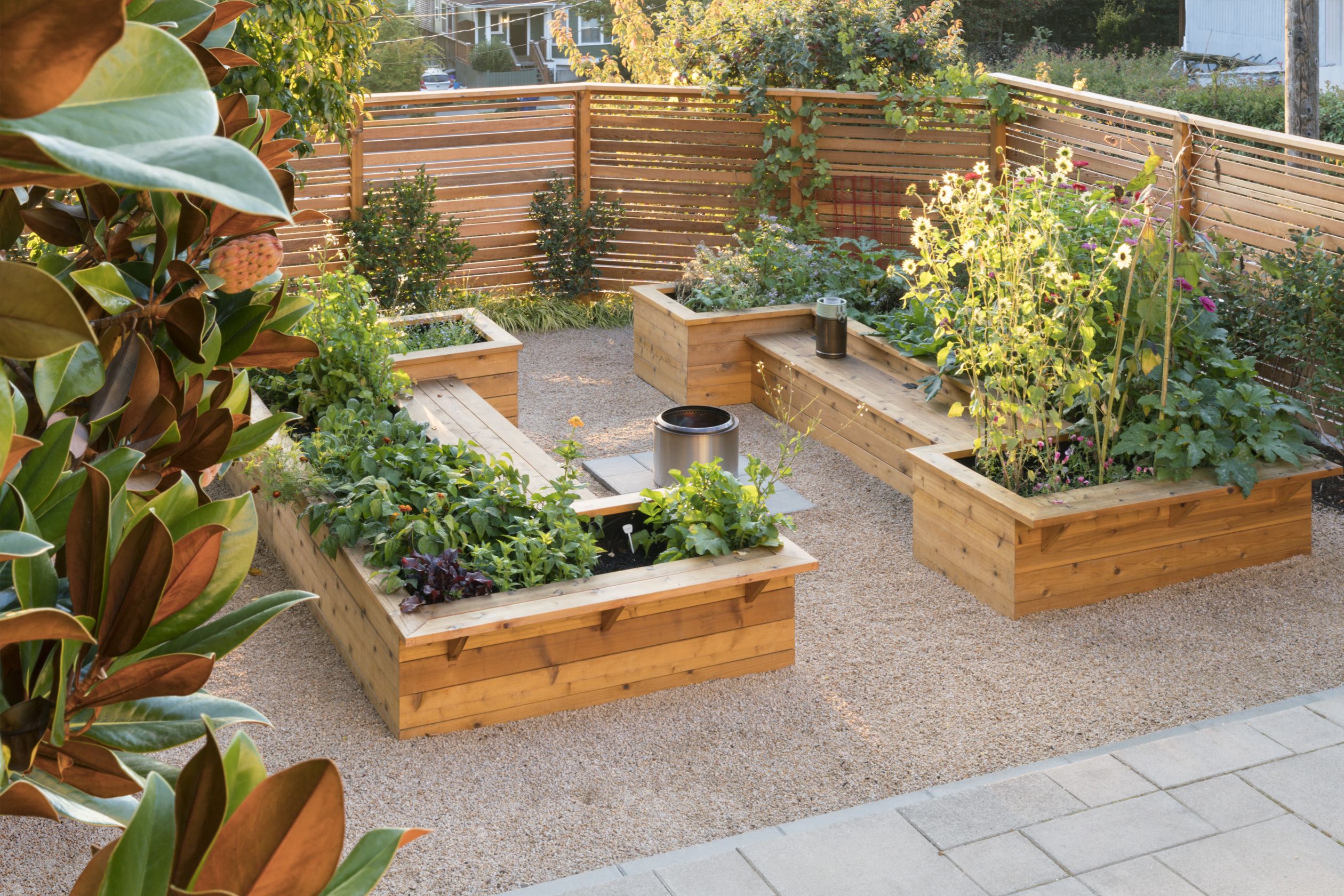 The Prettiest Edible Landscaping Ideas