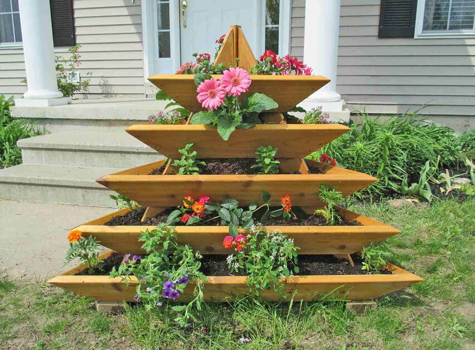 Outdoor Garden Decor Diy Raised Garden Pallets Garden
