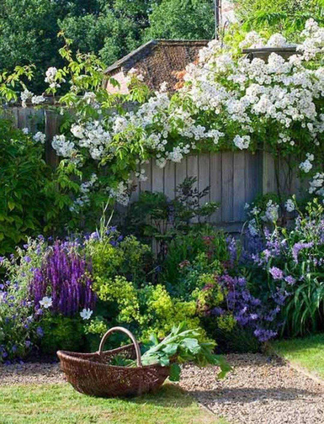 Lovely Cottage Garden Design Ideas