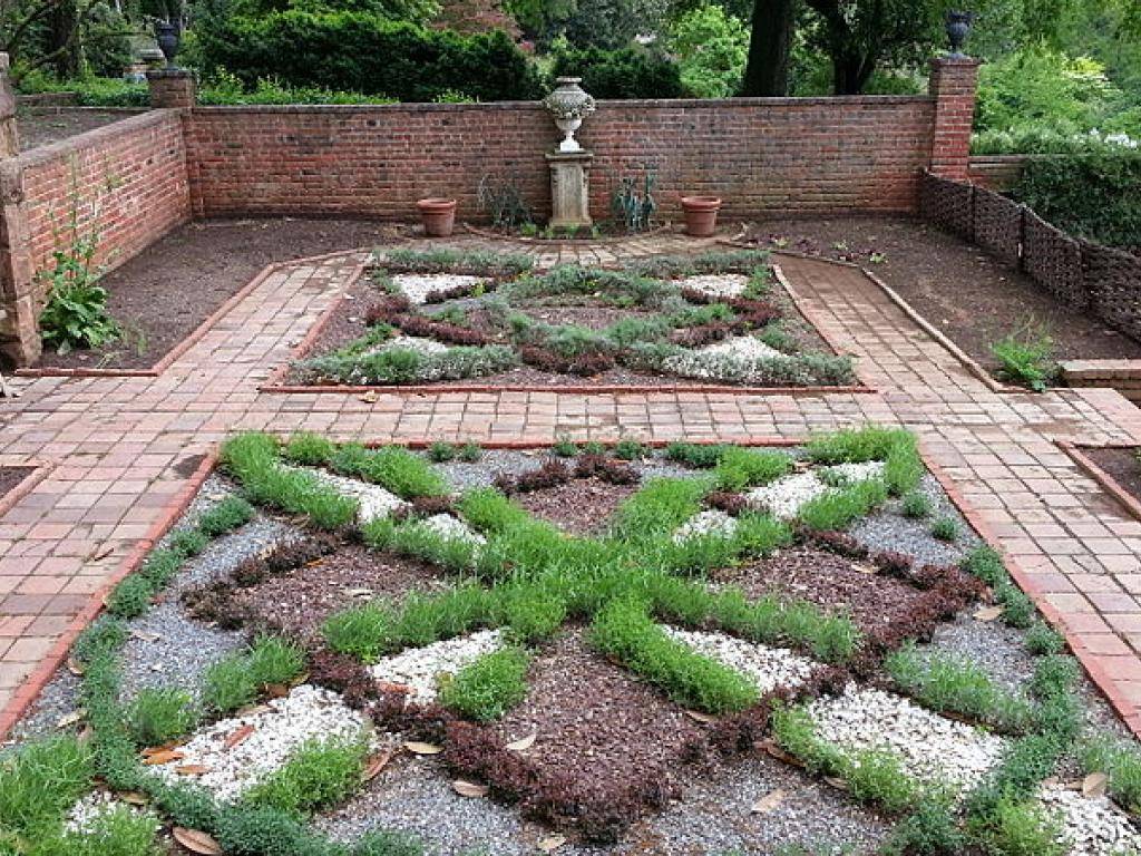 Elizabethan Knot Garden Parterre Garden