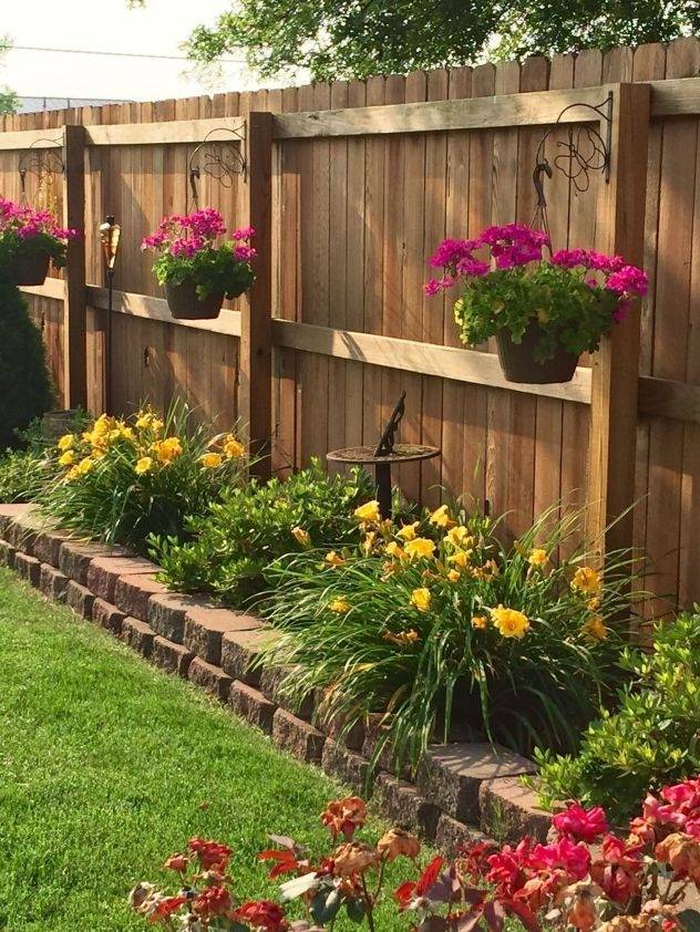 House White Landscaping Ideas