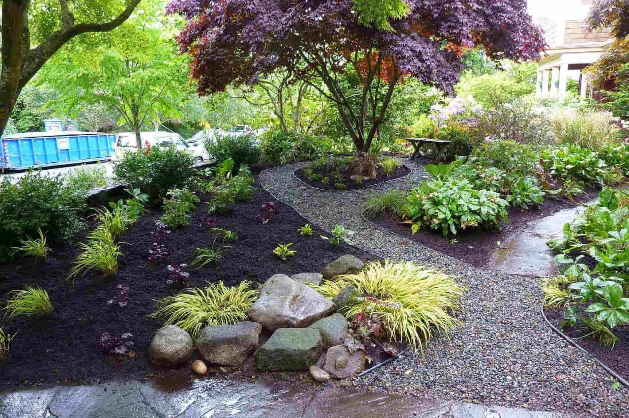 Stunning Small Cottage Garden Ideas