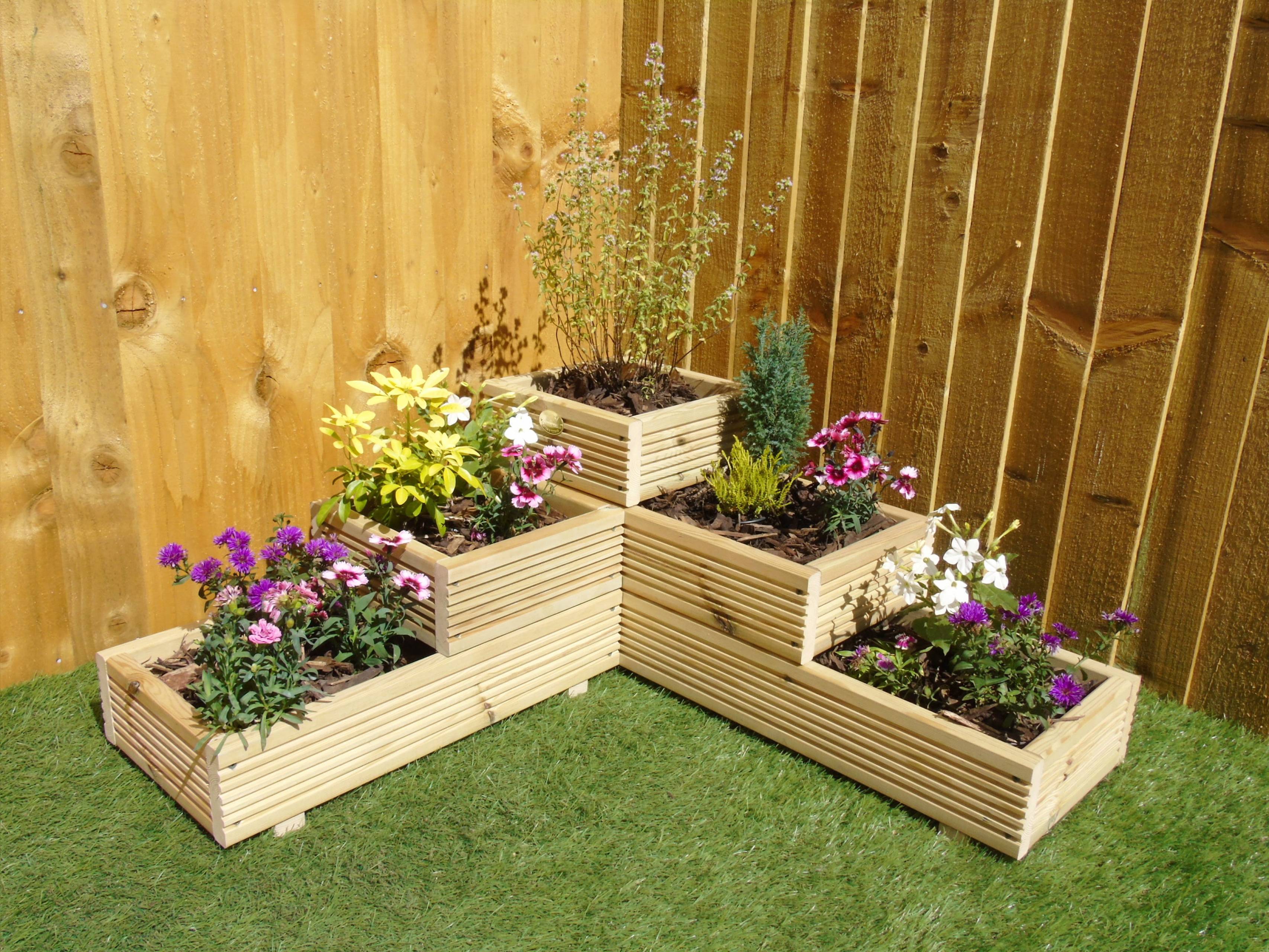 Amazing Wooden Garden Planters Ideas You Should Try Roundecor