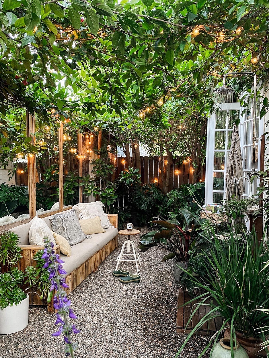 Amazing Small Courtyard Garden Design Ideas Pimphomee