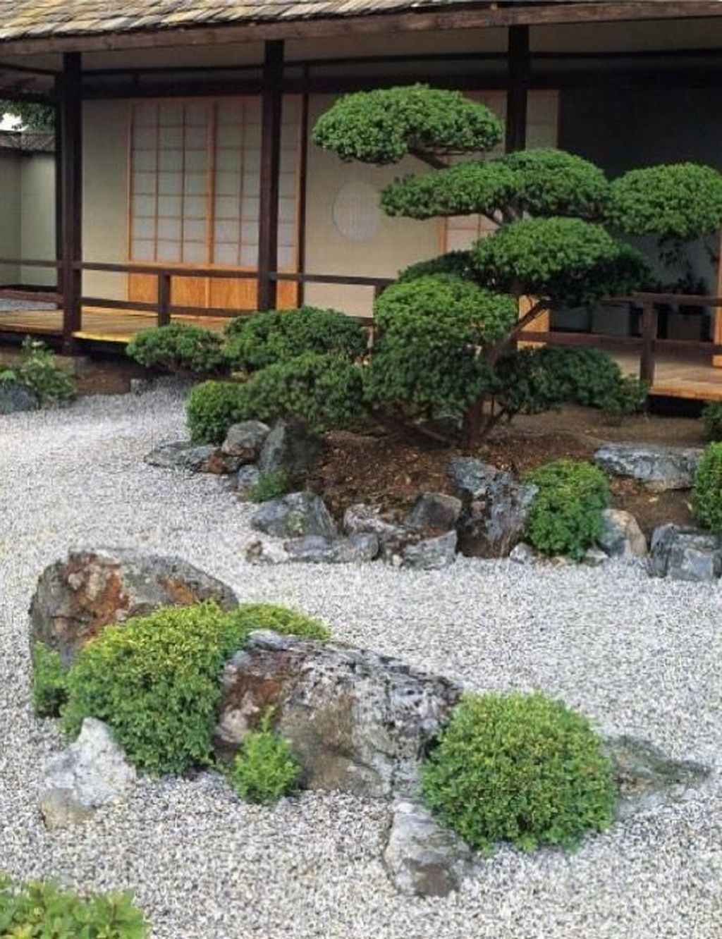 Marvelous Gorgeous Small Stone Garden Design Ideas