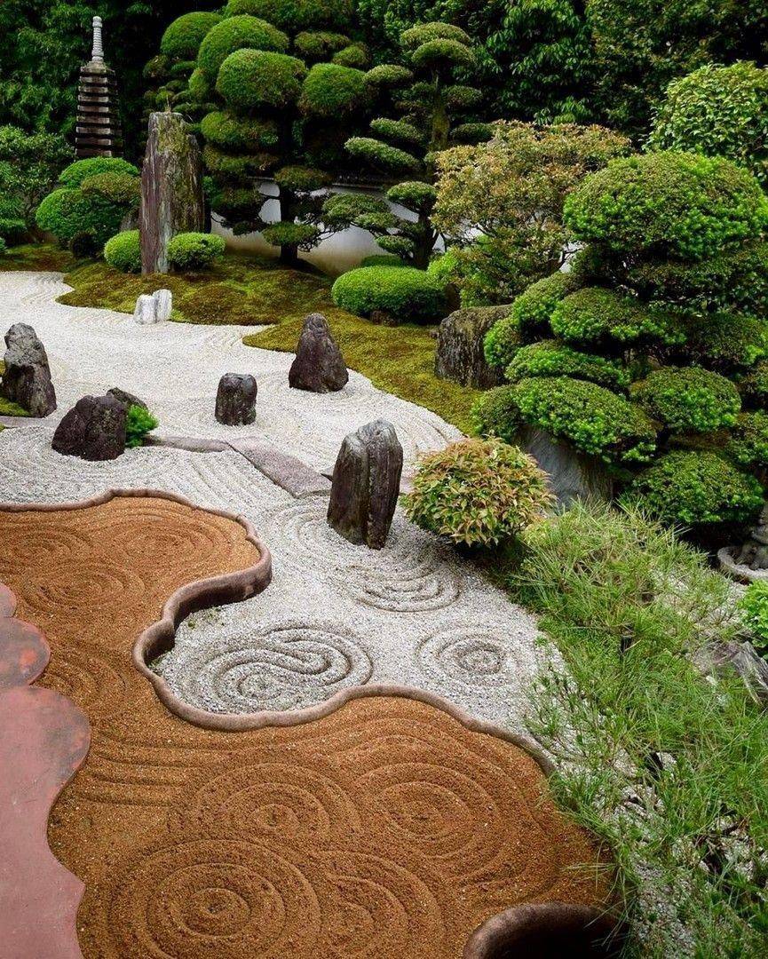 Peaceful And Calmness Japanese Courtyard Decor Ideas