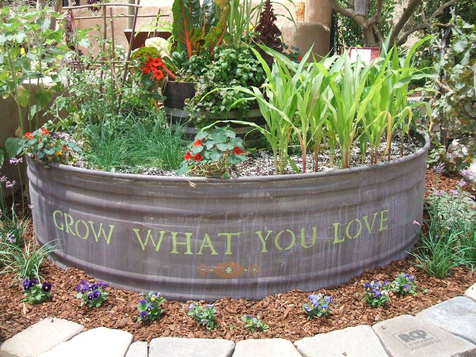 Beautiful Round Raised Garden Bed Ideas