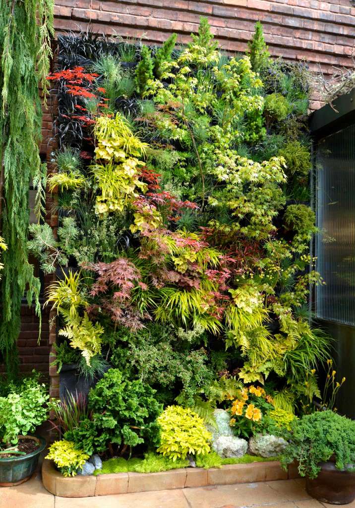 Living Wall Vertical Garden Benefits Quiet Corner