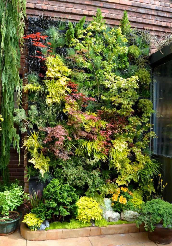 Cool Vertical Garden Walls