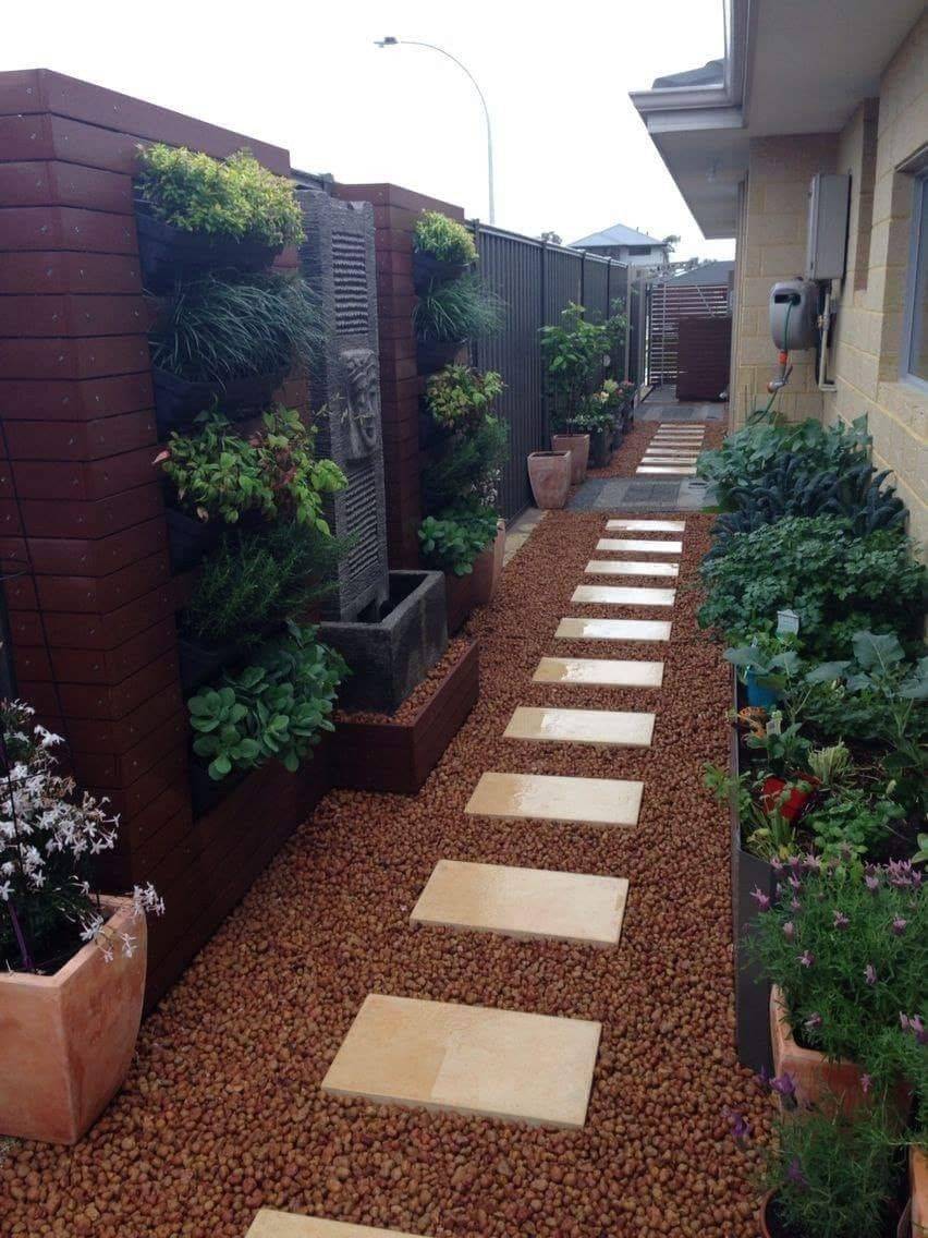 Narrow Side Yard Garden Design