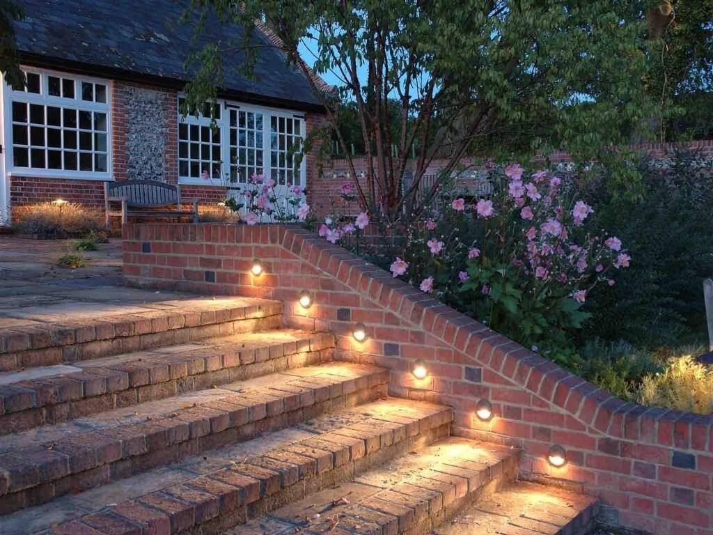 Incredible Summer Landscape Lighting Ideas
