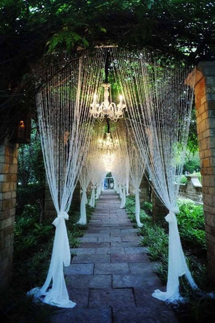 Beautiful And Romantic Garden Wedding Ideas