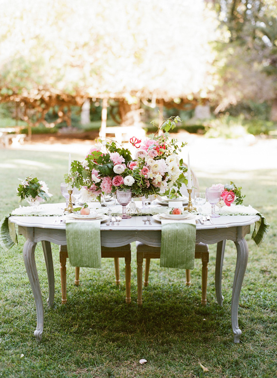 Romantic Botanical Garden Theme Modwedding