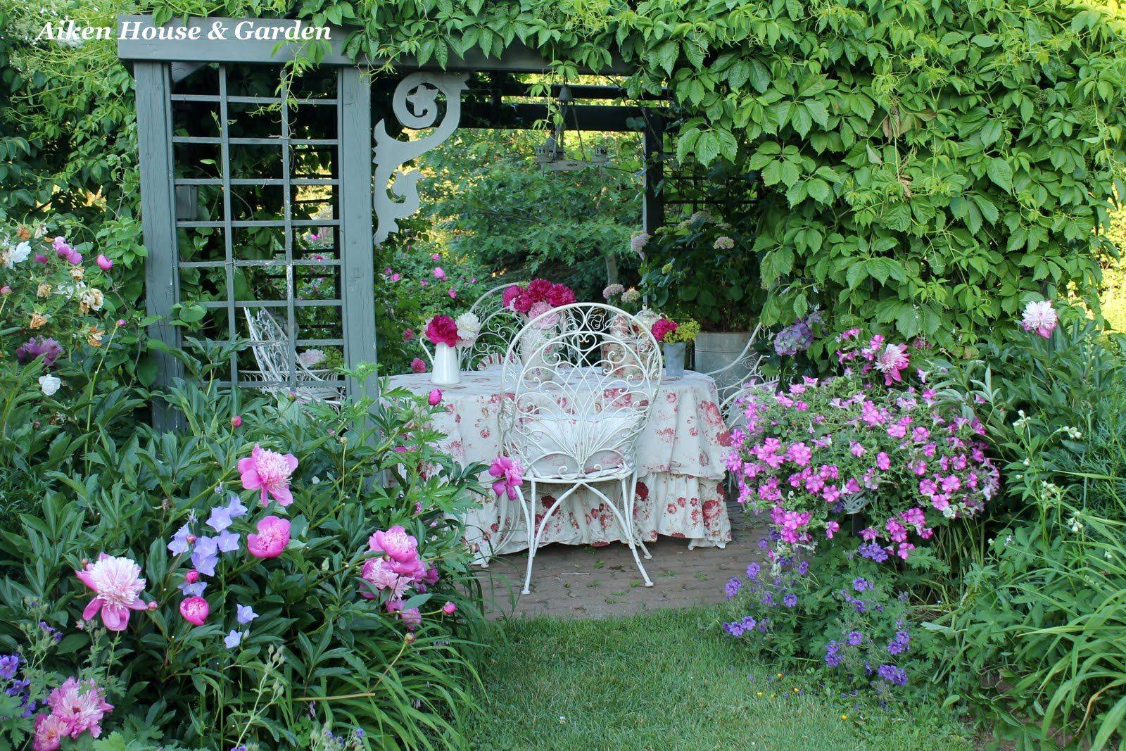 Diy Romantic Backyard Garden Ideas