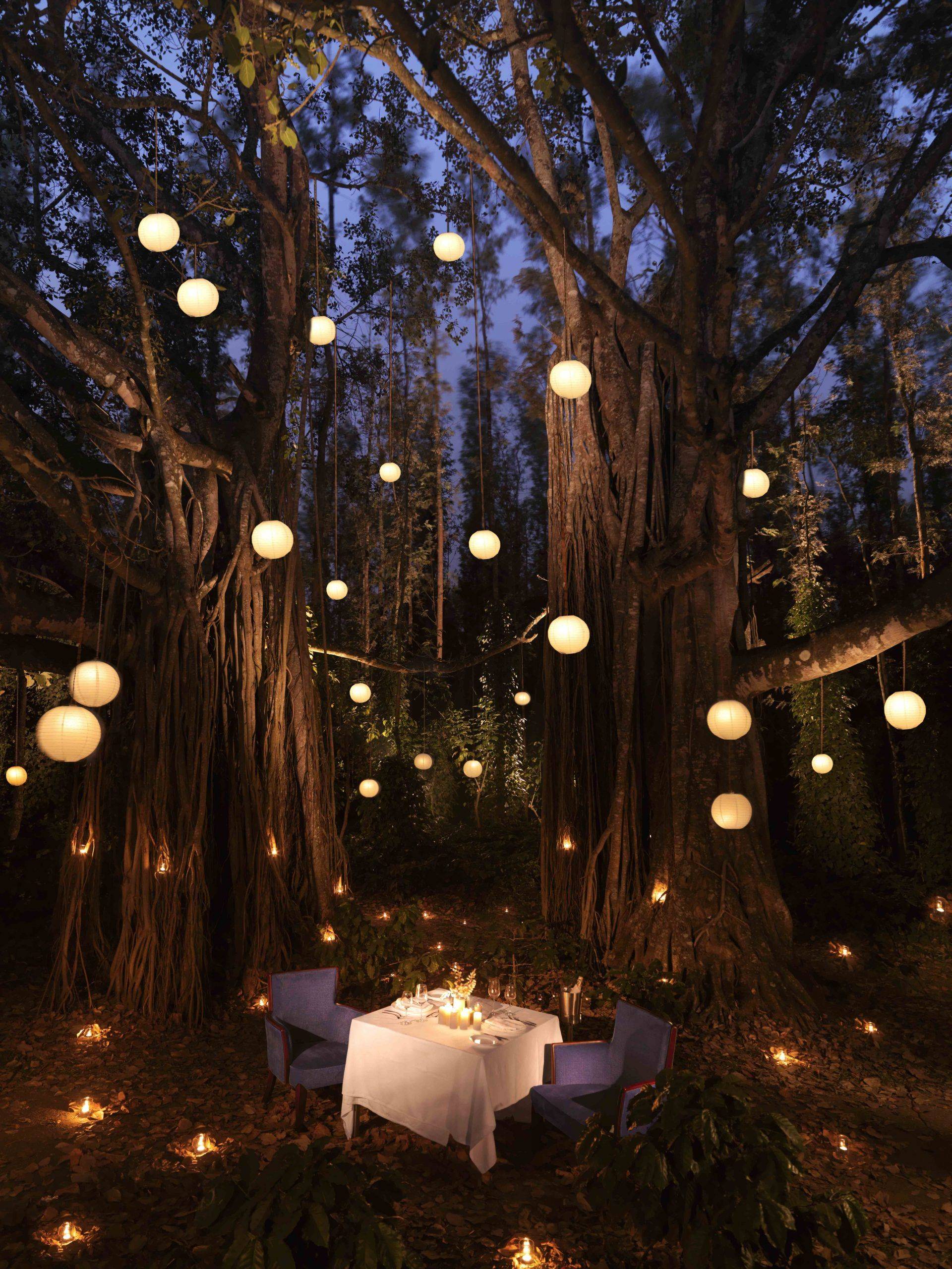 Shabby Chic Garden Lighting Ideas