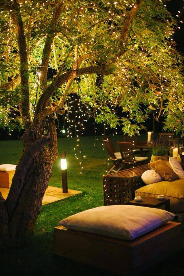 Beautiful And Romantic Gardens Lighting Decor