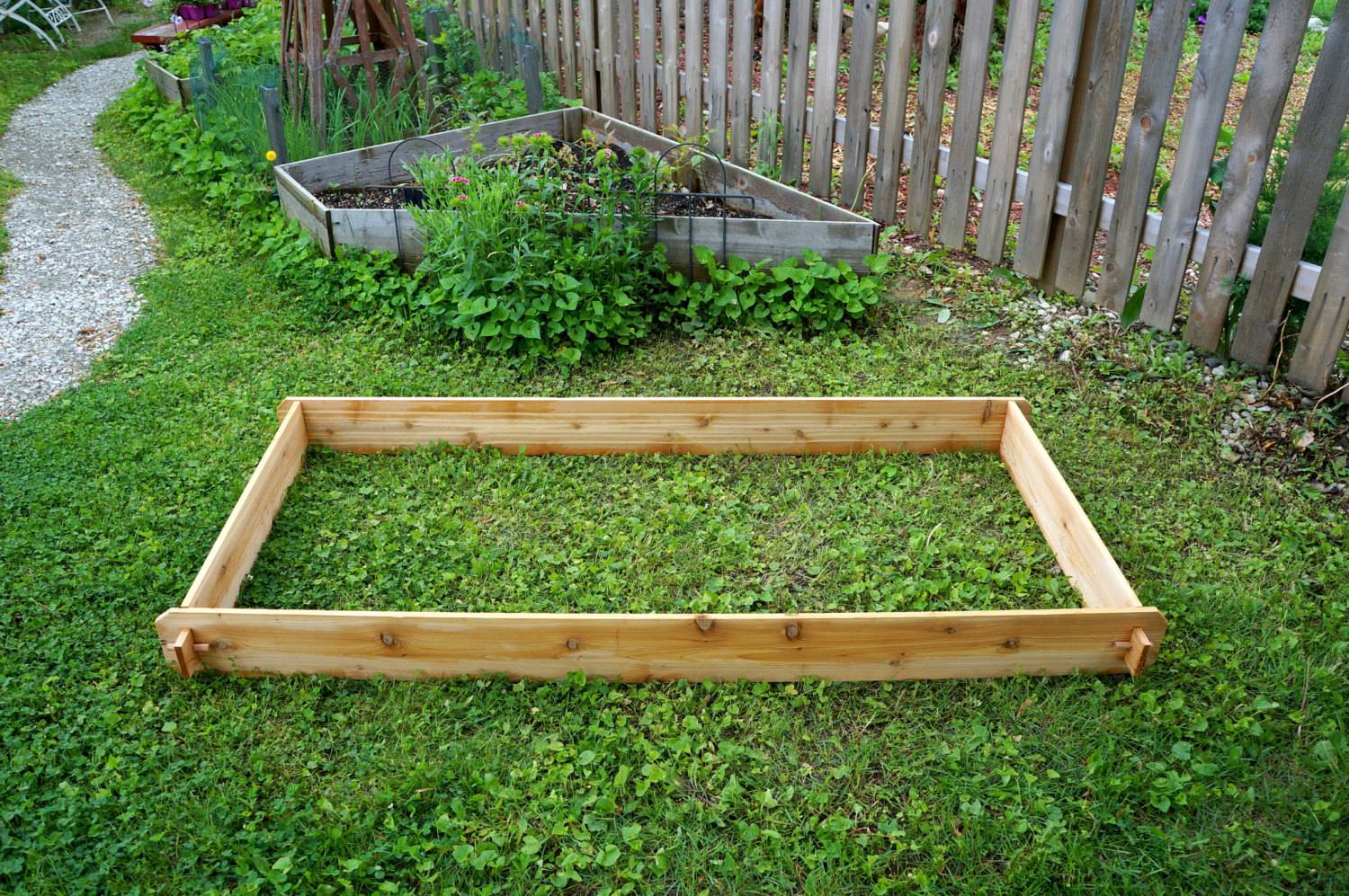 Bed Vegetable Gardening System