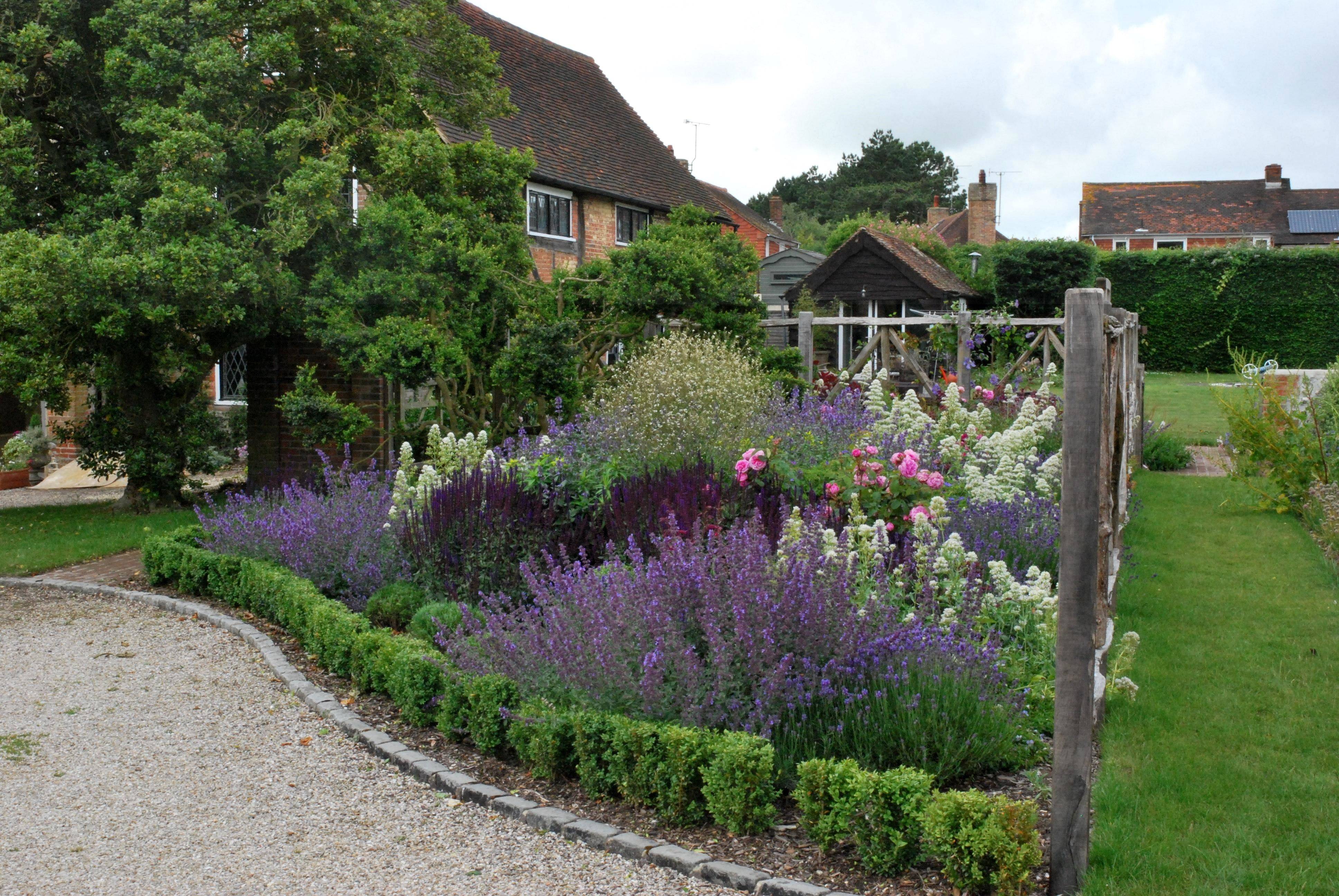 Britishinspired Courtyard Courtyard Gardens Design