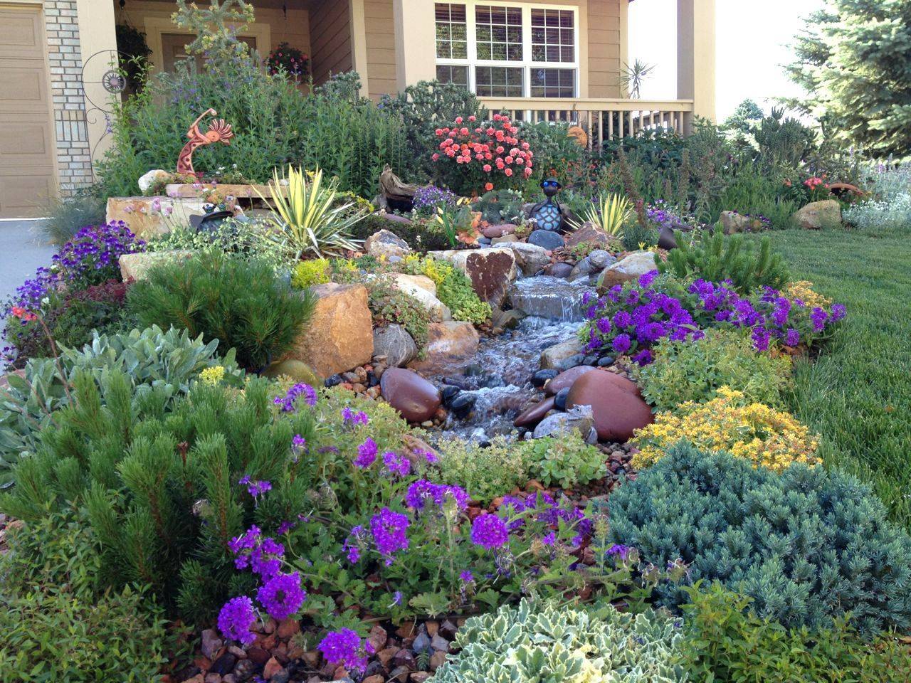 Easy And Low Maintenance Front Yard Landscaping Ideas