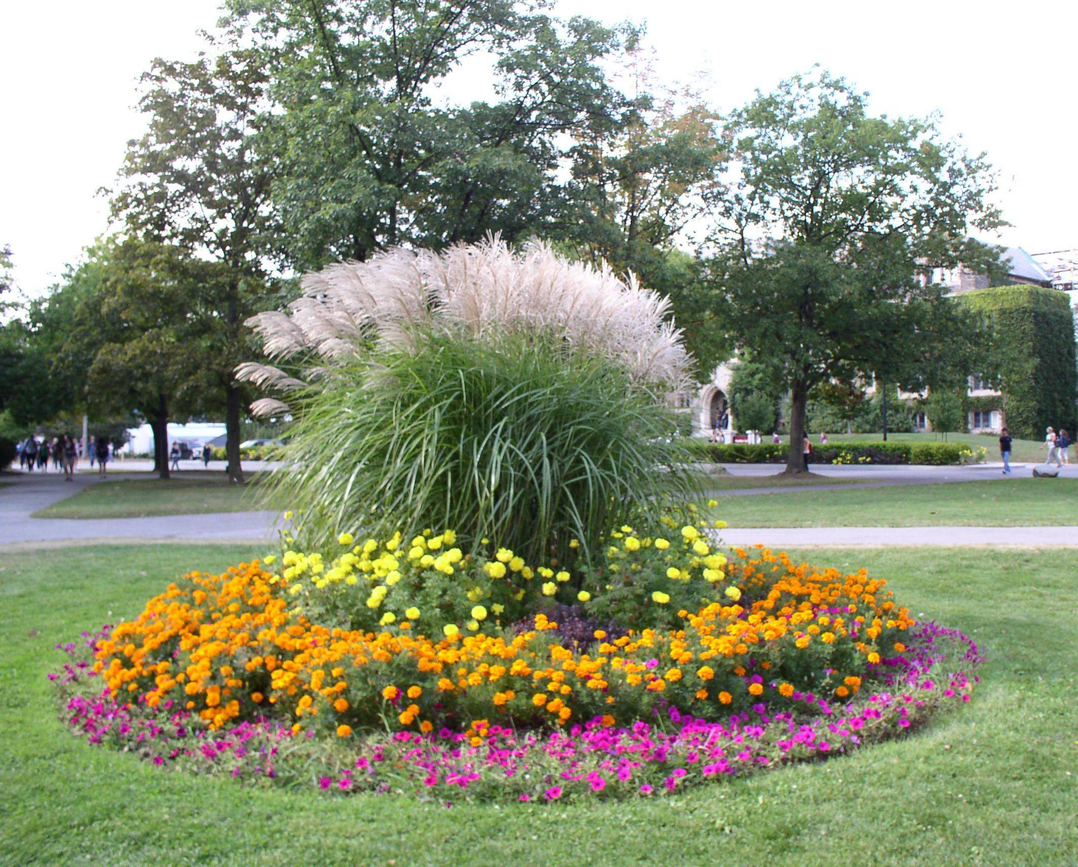 Beautiful Diy Flower Garden Ideas Design