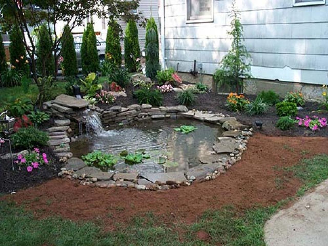 Top Photos Small Backyard Pond Designs