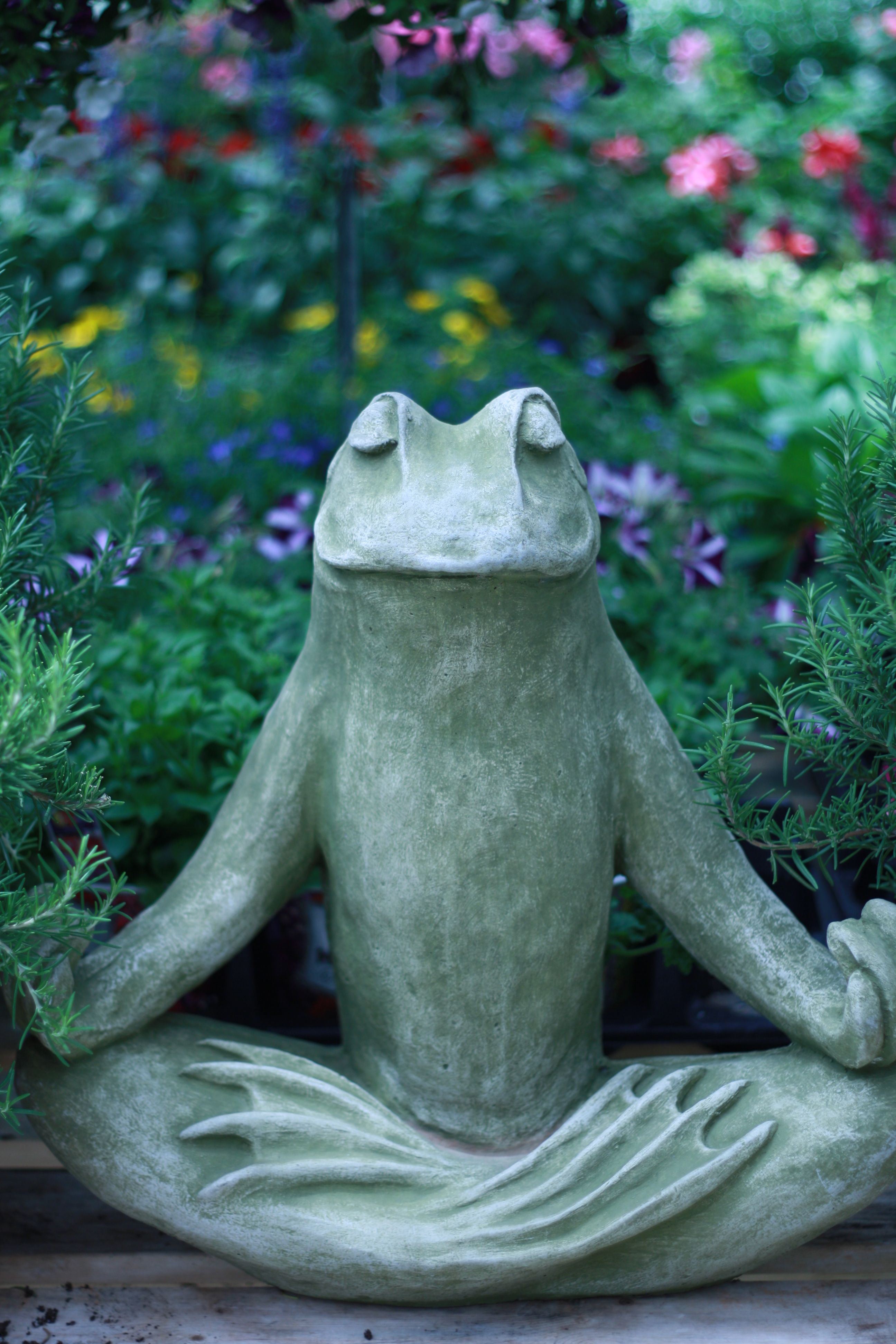 21 Garden Statue Ideas You Gonna Love SharonSable