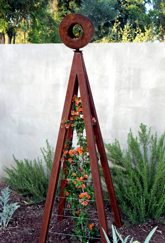 Extra Large Rabbit Family Statue