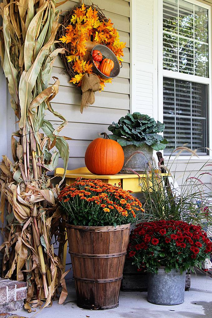 Stunning Fall Outdoor Decorating Ideas