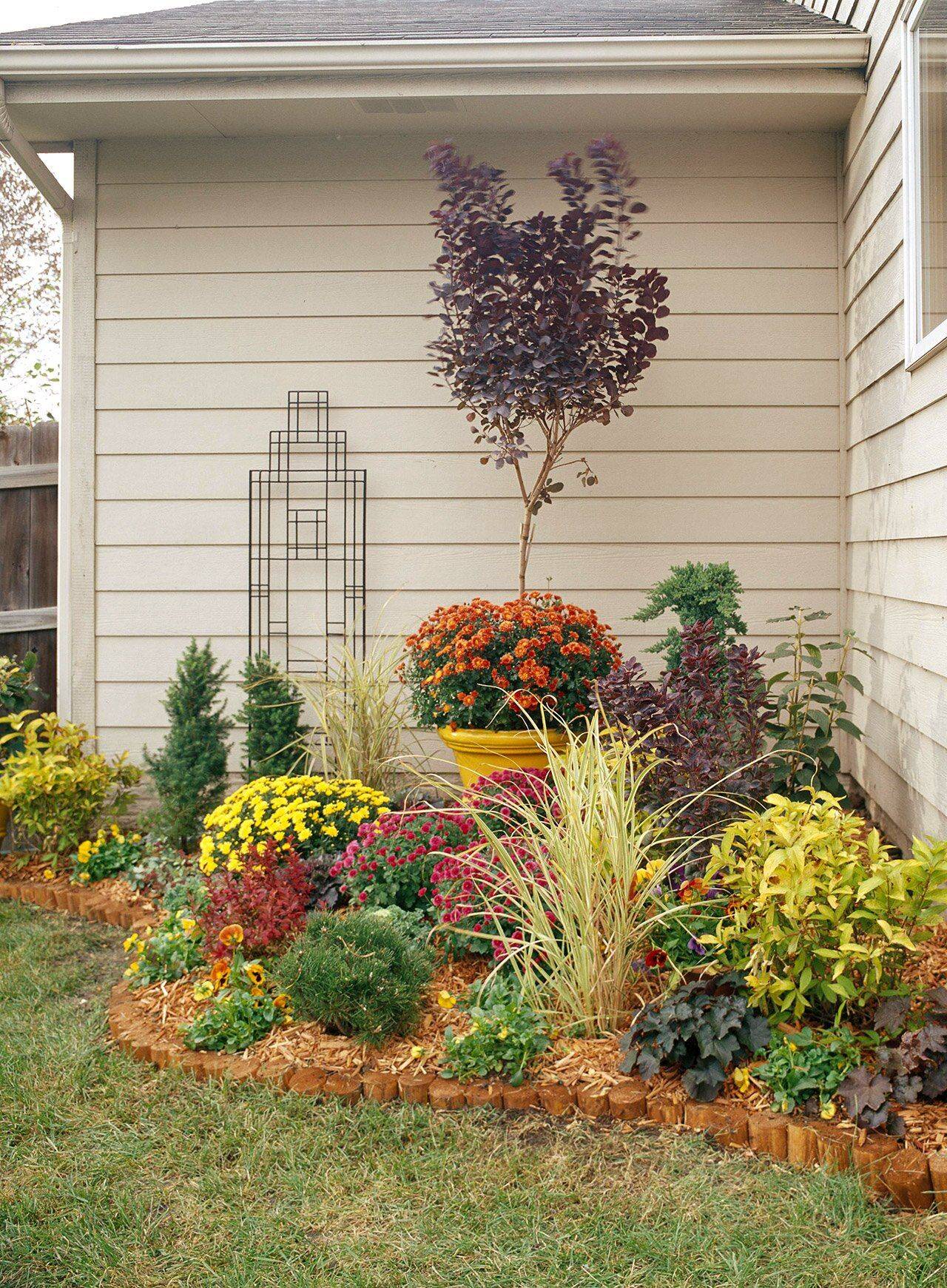Flower Garden Designs For A Small Space Farmfoodfamily
