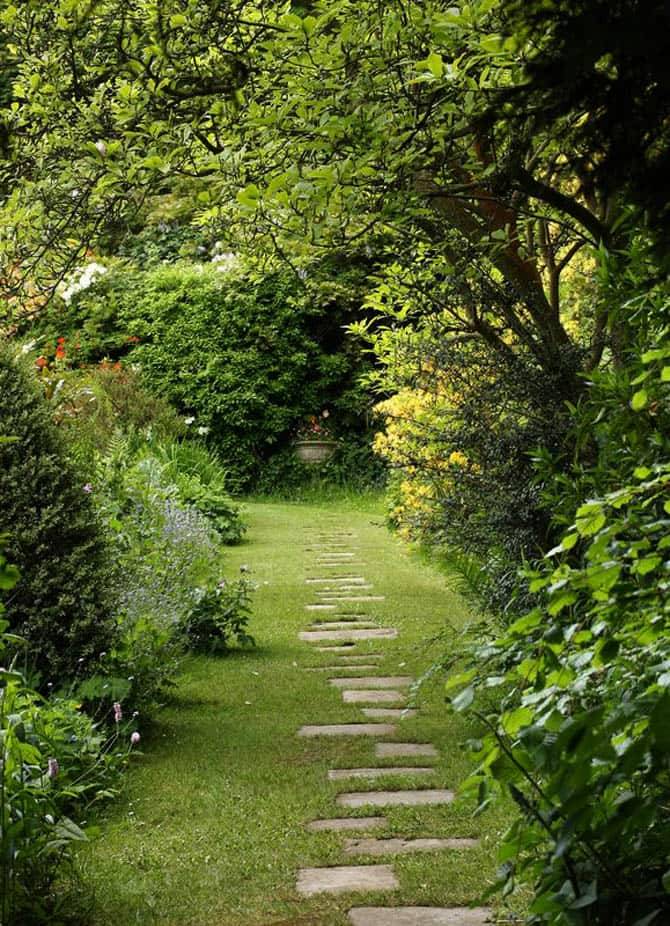 Beautiful Diy Garden Path Ideas