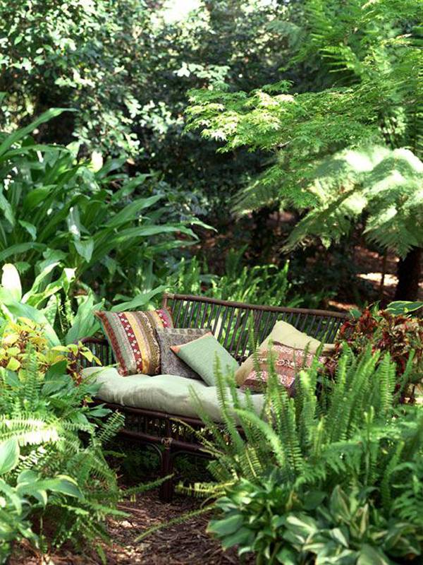 Coziest Outdoor Reading Nook Ideas