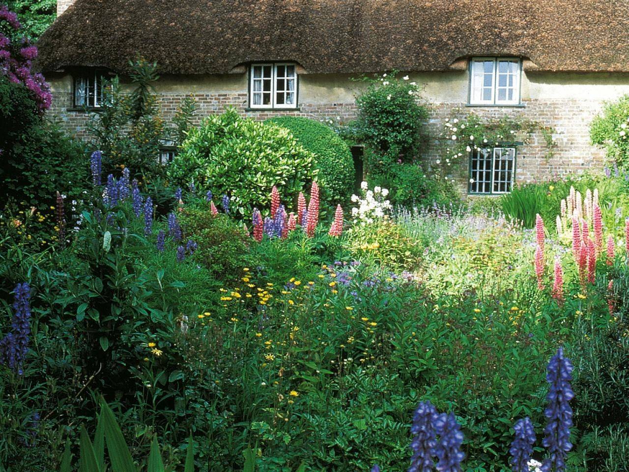 Inspiring French Country Garden Dcor Ideas