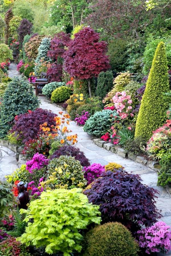 Colorful And Stunning Flower Garden Ideas