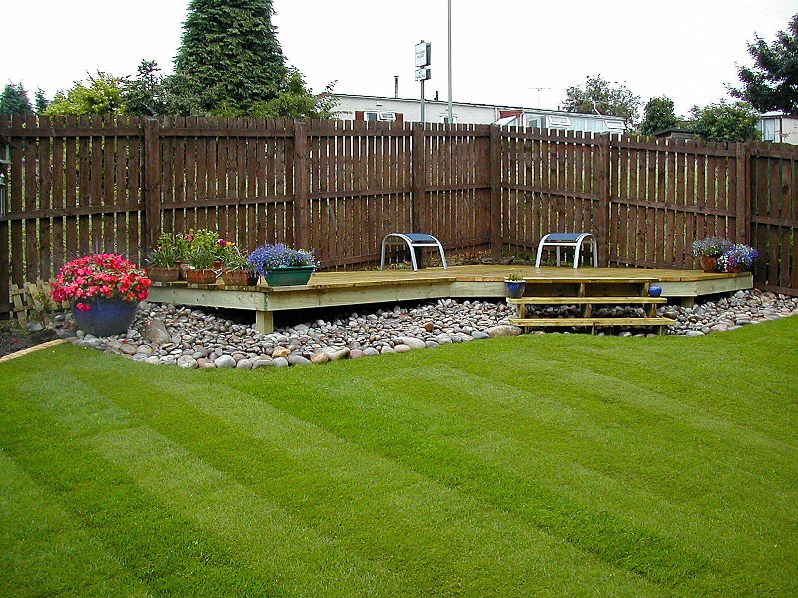 Brilliant Corner Yard Landscaping Ideas