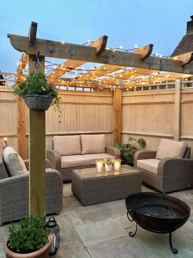 Beautiful Small Patio Seating Ideas