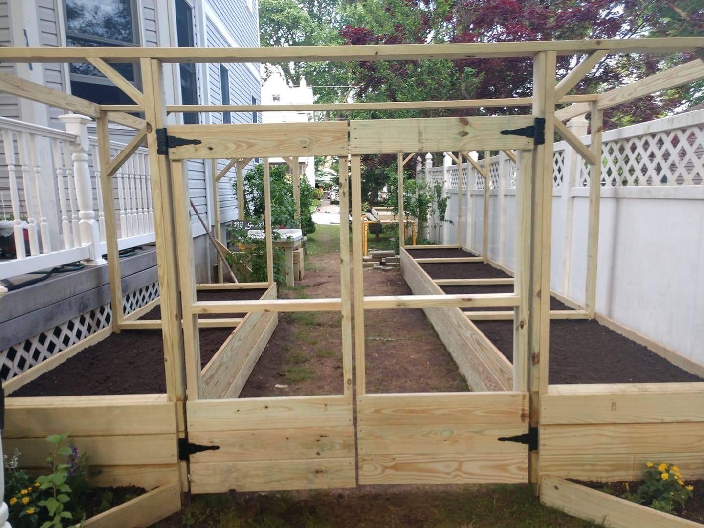 Enclosed Vegetable Garden Rustic Landscape Minneapolis