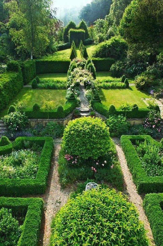 Stunning Front Yard Cottage Garden Inspiration Ideas