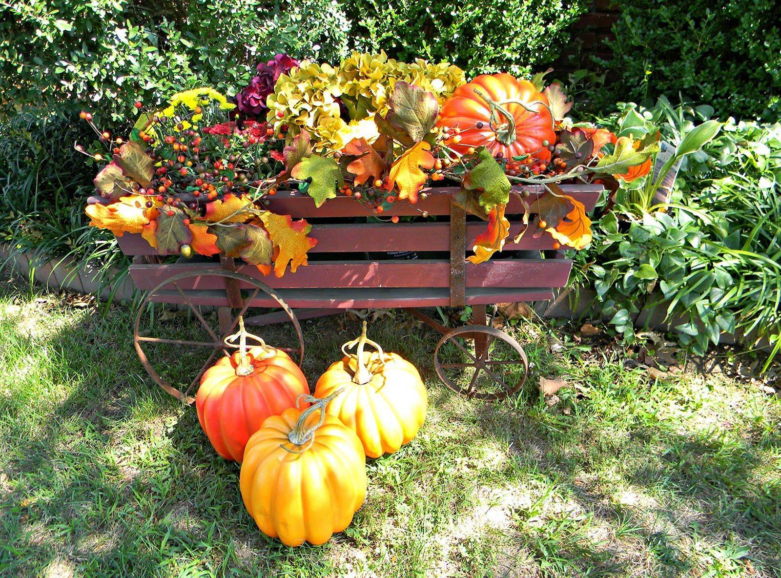 Garden Fall Decorations Ideas