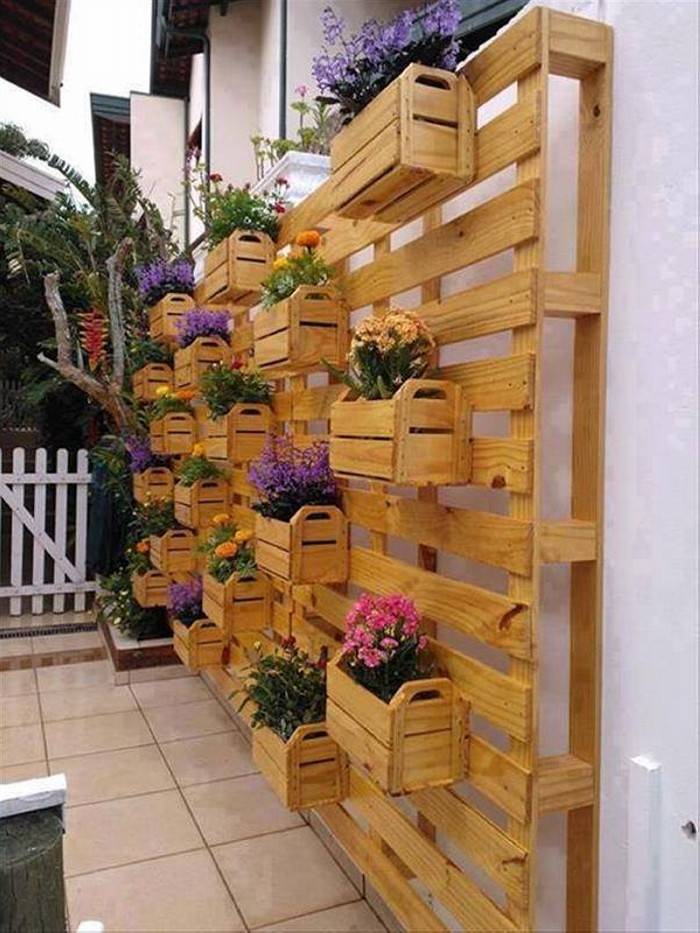 Diy Pallet Garden Projects