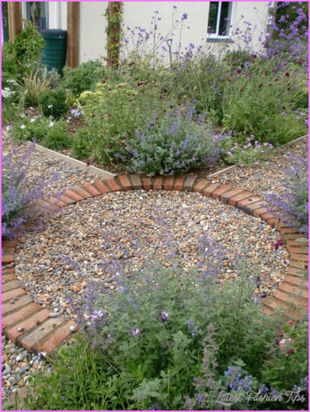 Mediterranean Gravel Garden