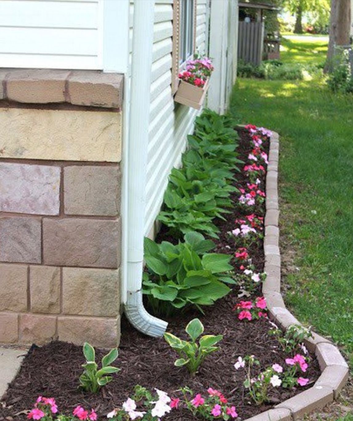 Favorite Flower Bed Edging Ideas