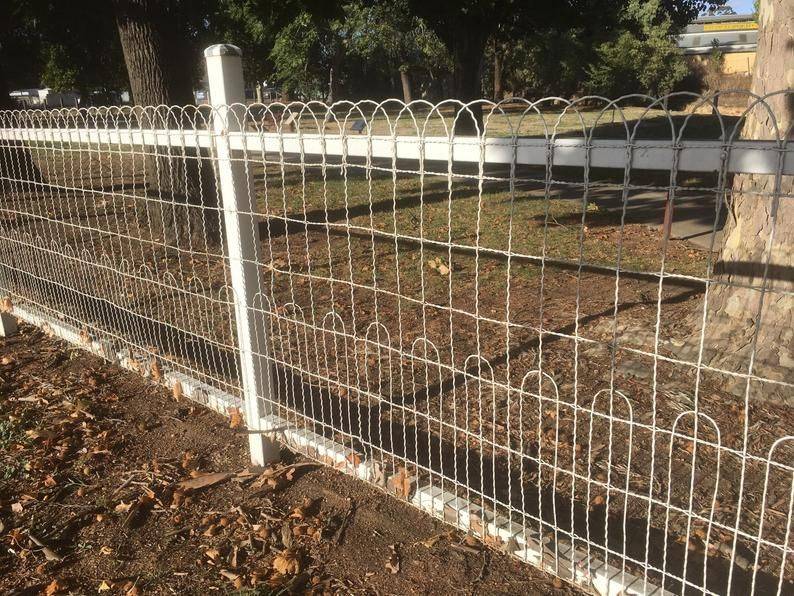 Beautiful Garden Fence Ideas