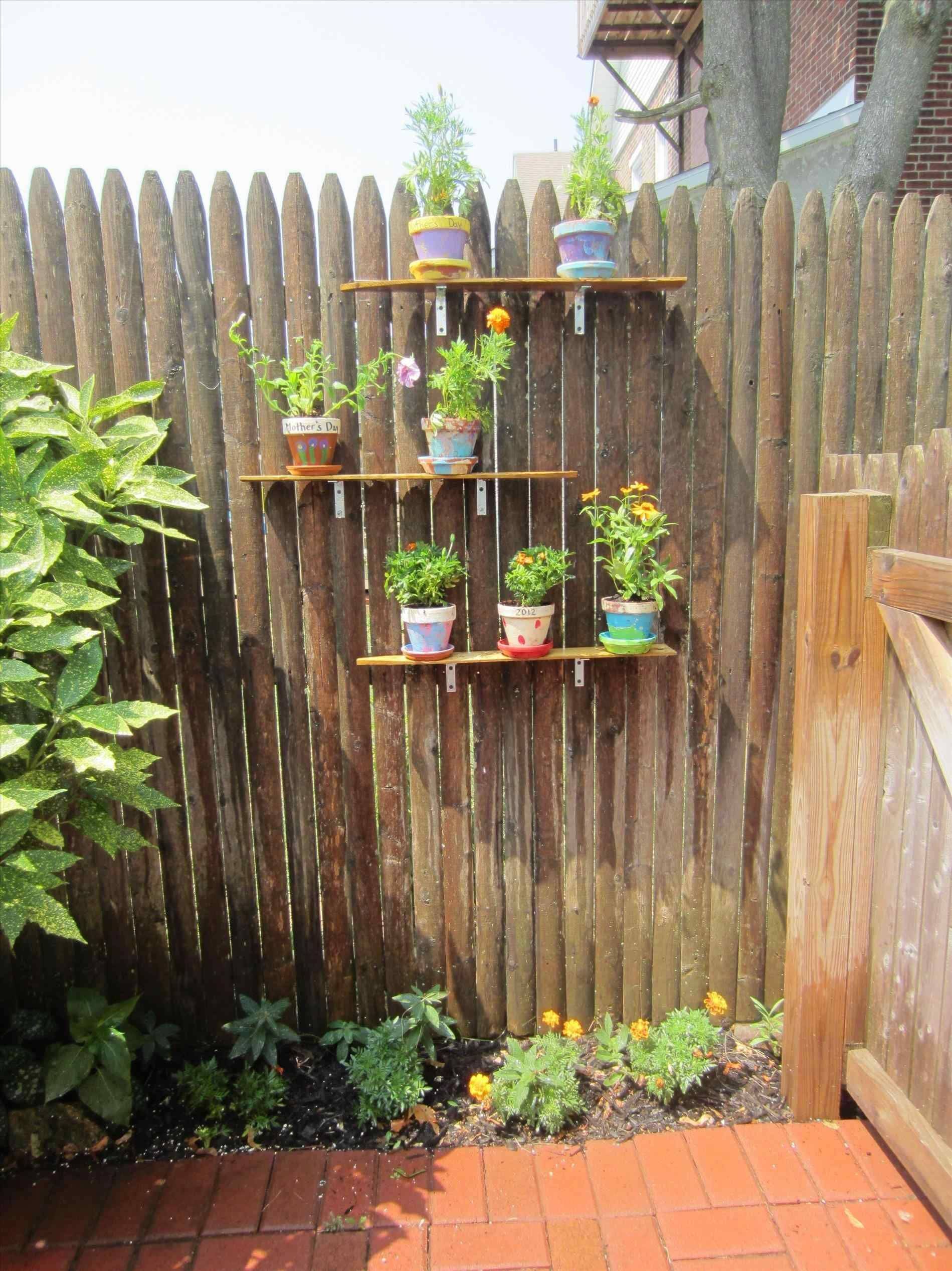 Very Cheap Garden Fence Ideas