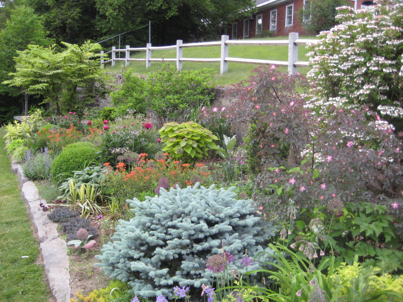 English Cottage Garden