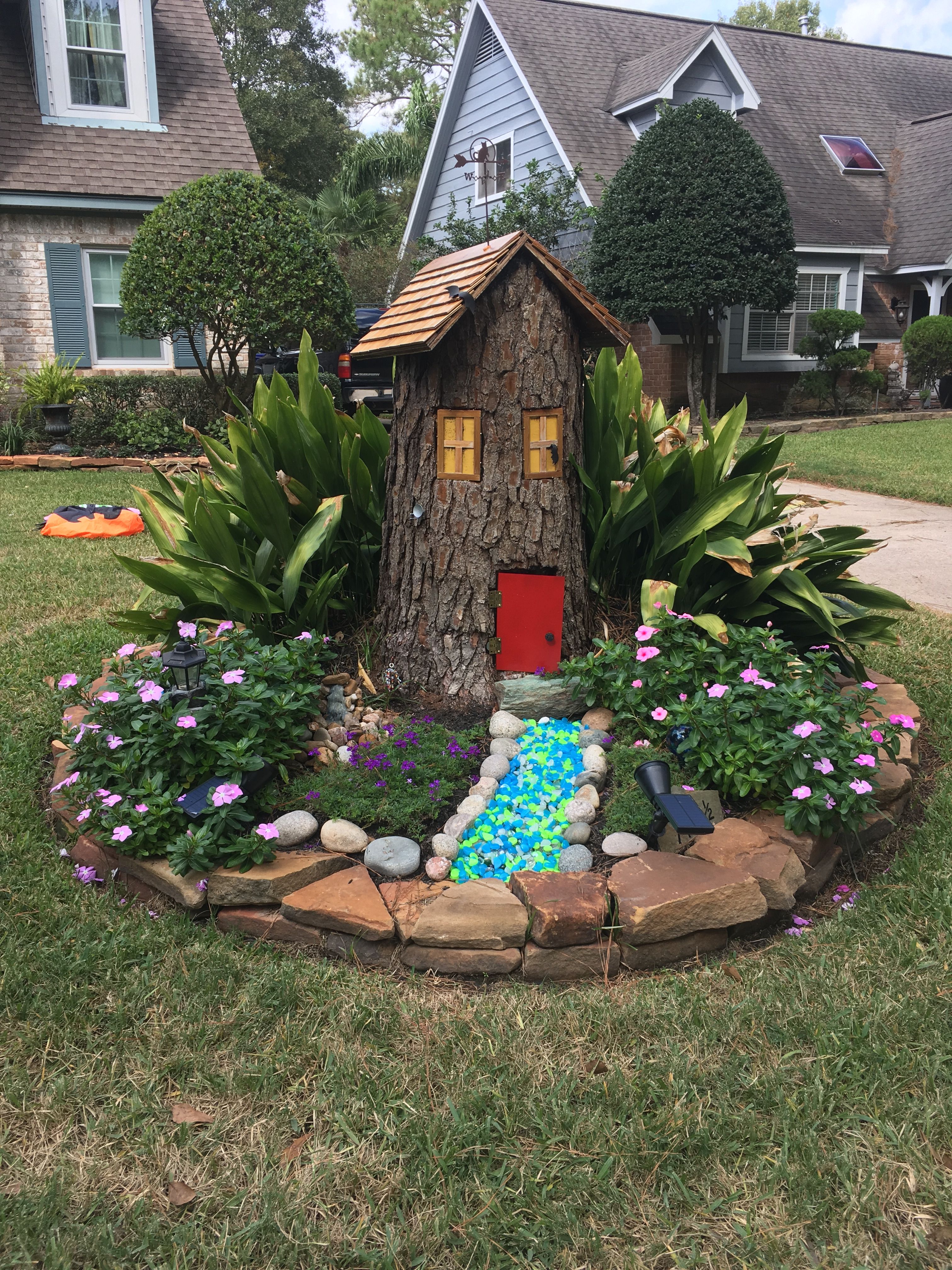 Plow Hearth Miniature Fairy Garden Lighted Stone Fairy House