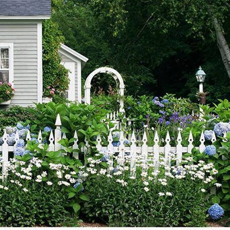 Lovely Cottage Garden Design Ideas