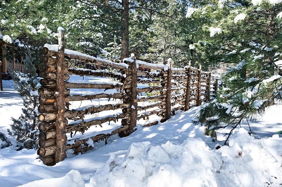 Wood Snow Fence Around Garden Woodsinfo