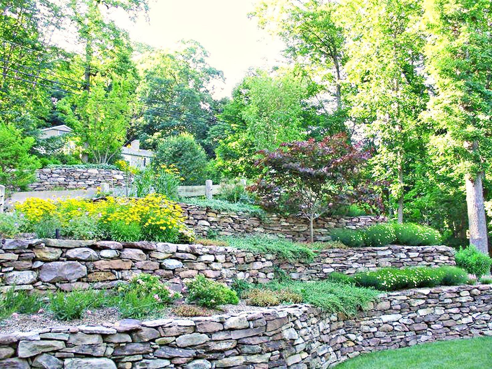 Top Slope Backyard Design Ideas