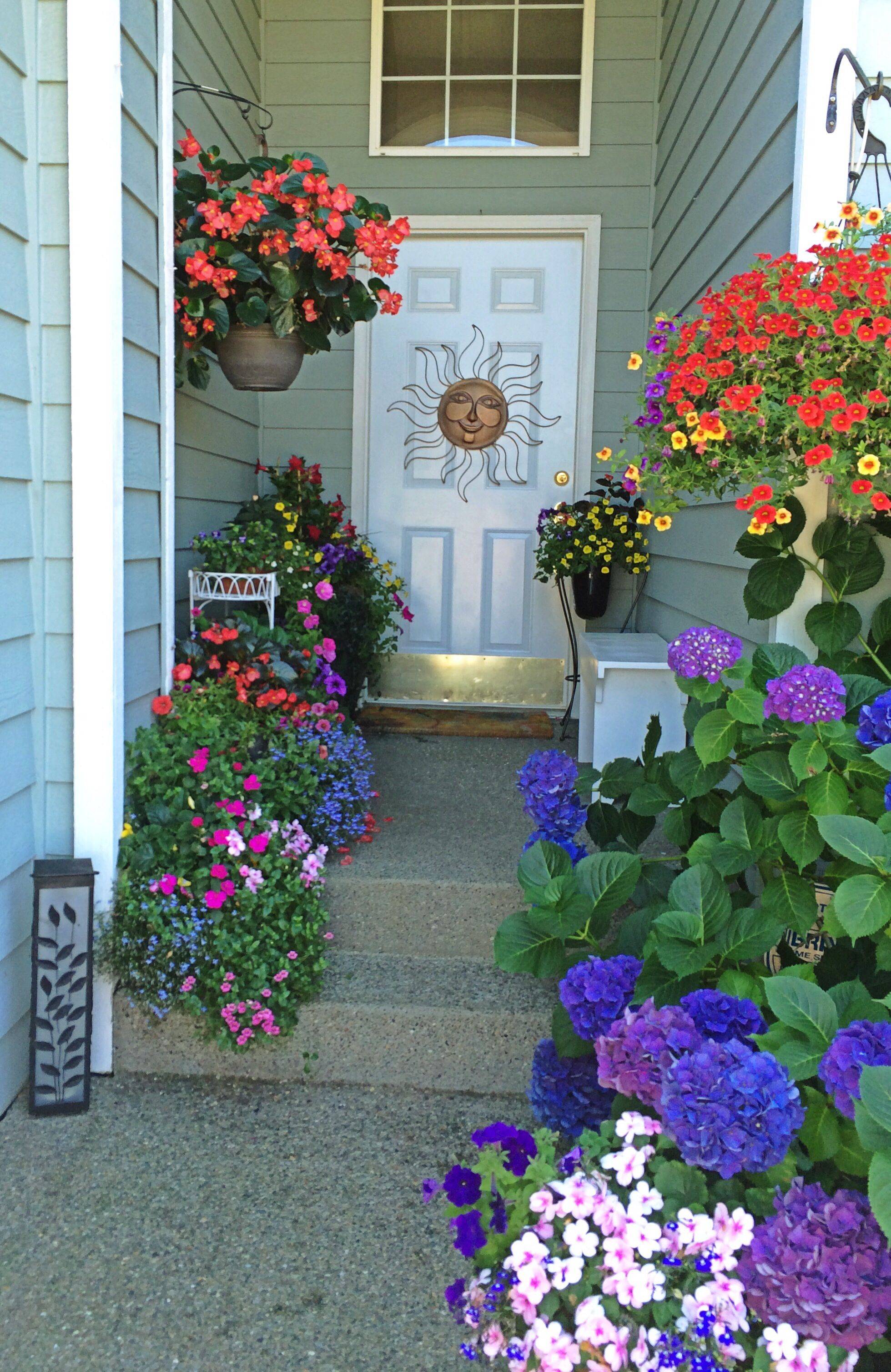 Awesome Modern Farmhouse Exterior Design Ideas Frugal Living Porch